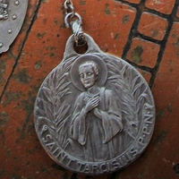 Antique Paste Sterling Chain Necklace w/Rare Antique Queen of the Clergy-St. Tarticisius Medal,Rare Antique Rose Mary+ Rare Cross Heart