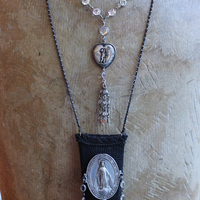 NEW! Antique Faceted Cut Steel Bead Blessing Bag Necklace with RARE Antique 1901 Bryce & Son Miniature Old & New Testament Bible w/Magnifying Case