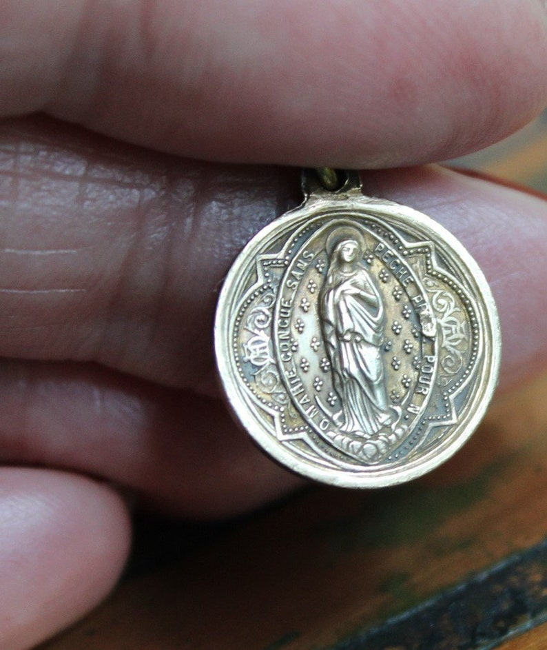 Mother of God Gothic Bronze Copper Maltese Cross Rings w/Rare Tiny Antique Penin Medal,Rare Antique 1846 Mere de Dieu Apparition Medal