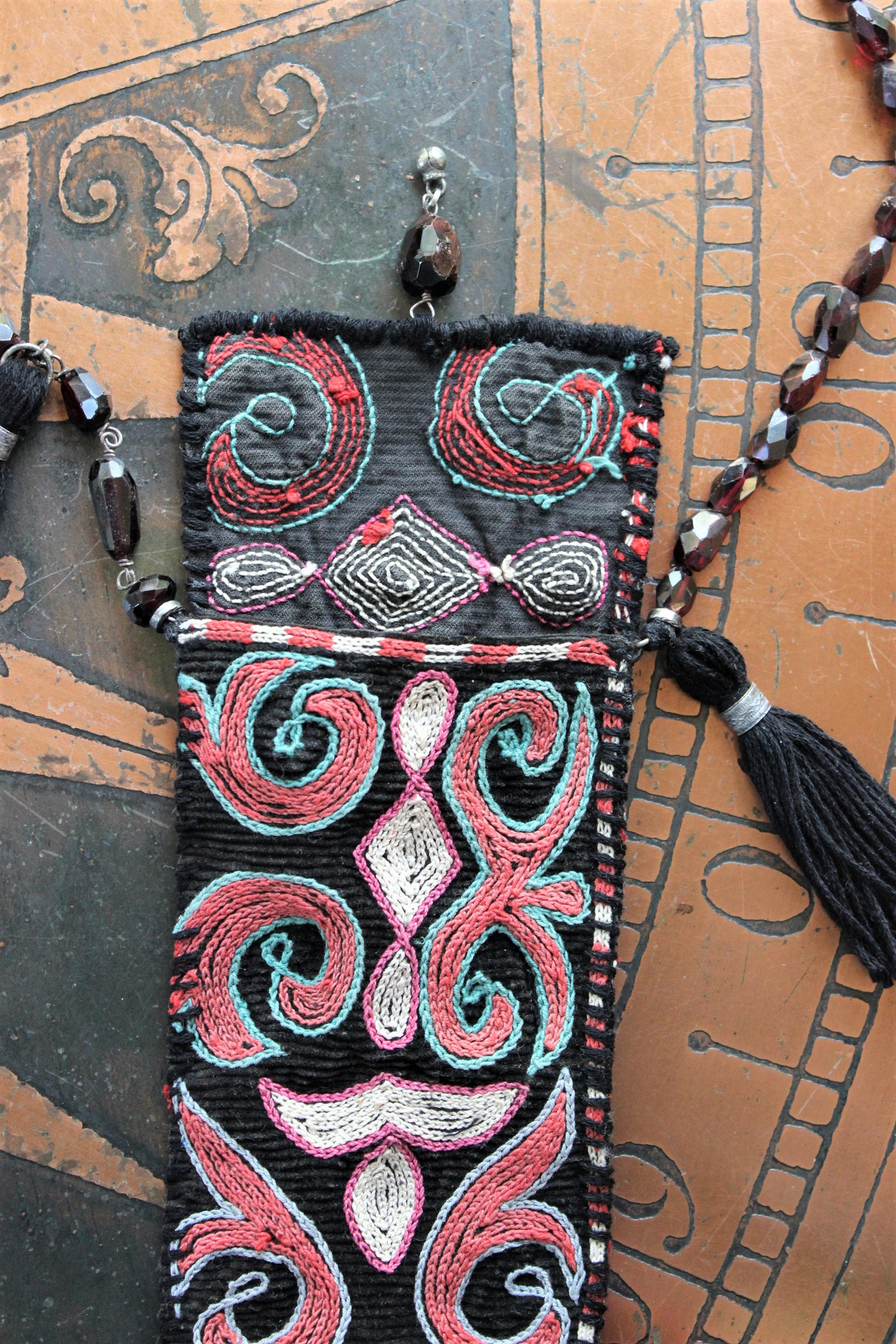 Antique Handstitched Embroidered Suzani Textile Eyeglass Pouch Necklace with Rare Faceted Pyrope Garnet 