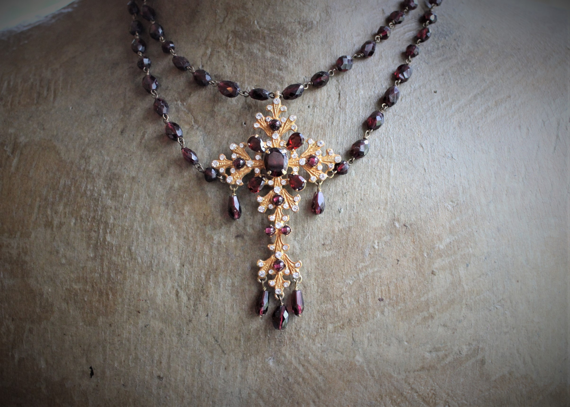 Vintage Siman Tu  Faceted Garnet Cross & Chain Necklace and Earring Set 