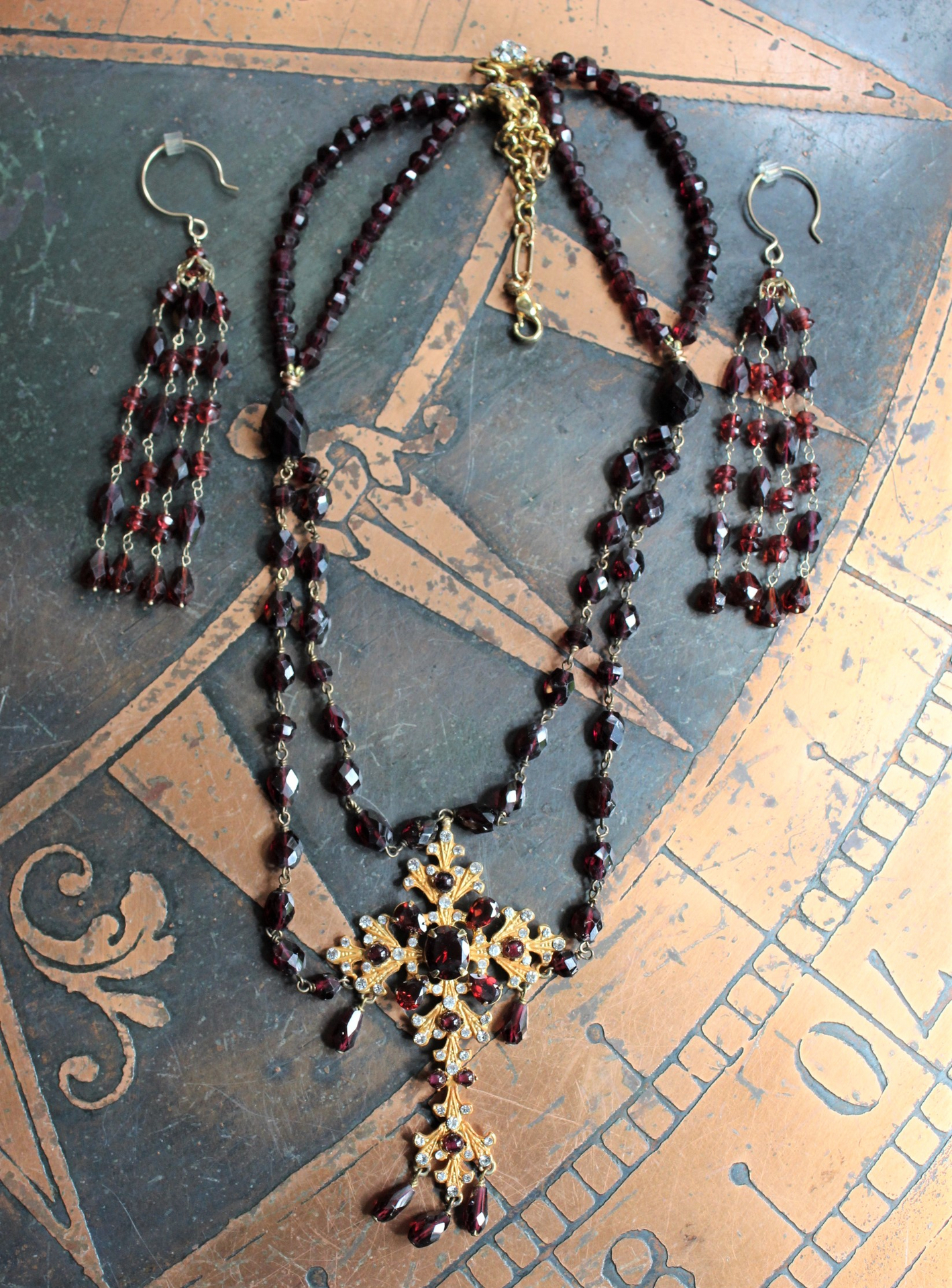 Vintage Siman Tu  Faceted Garnet Cross & Chain Necklace and Earring Set 