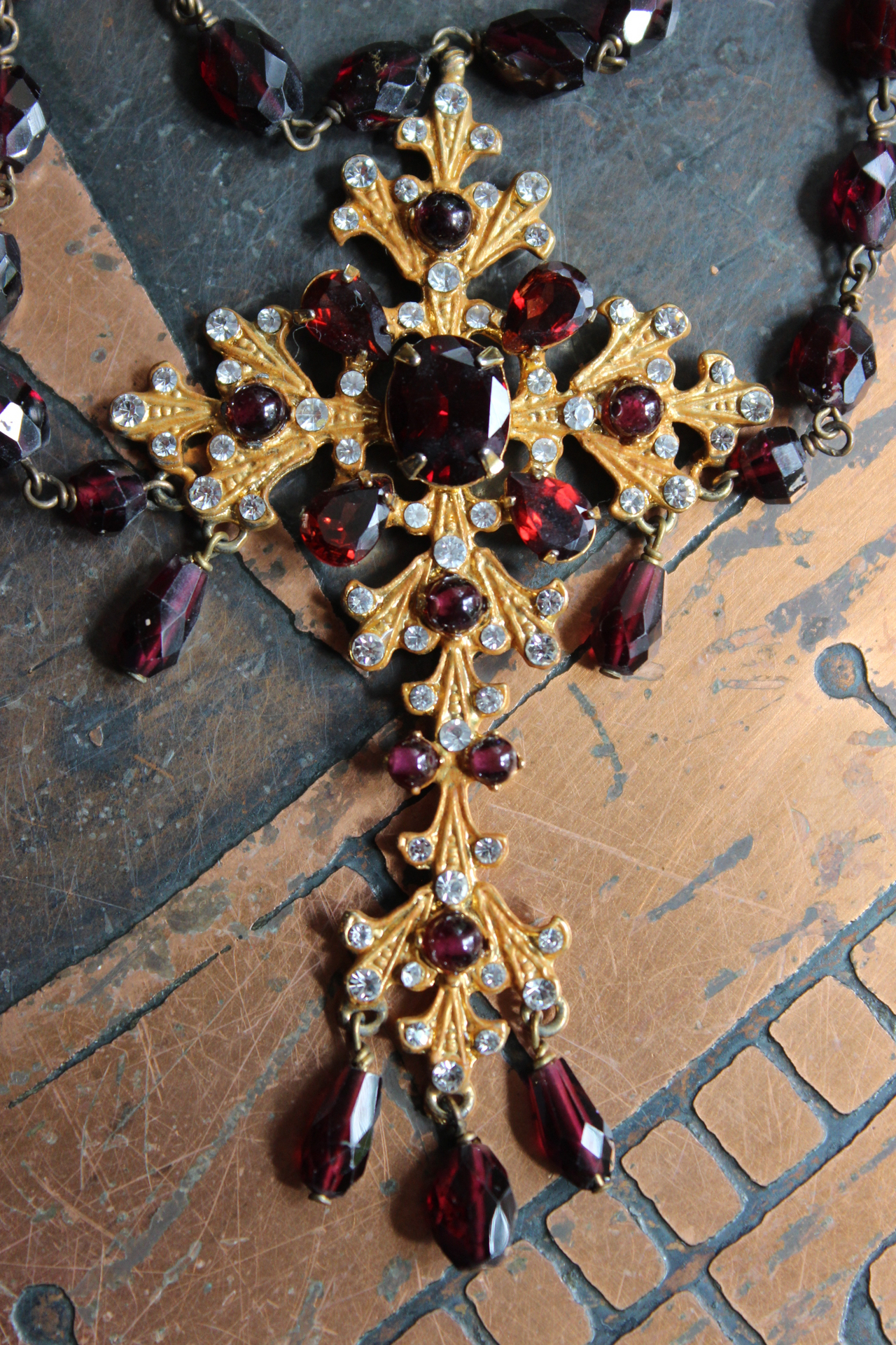 Vintage Siman Tu  Faceted Garnet Cross & Chain Necklace and Earring Set 