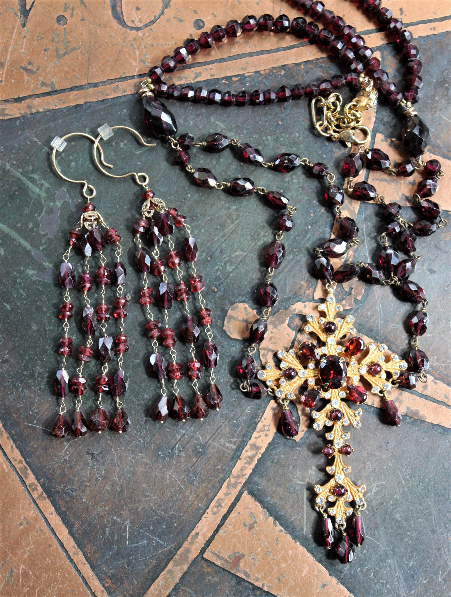 Vintage Siman Tu  Faceted Garnet Cross & Chain Necklace and Earring Set 