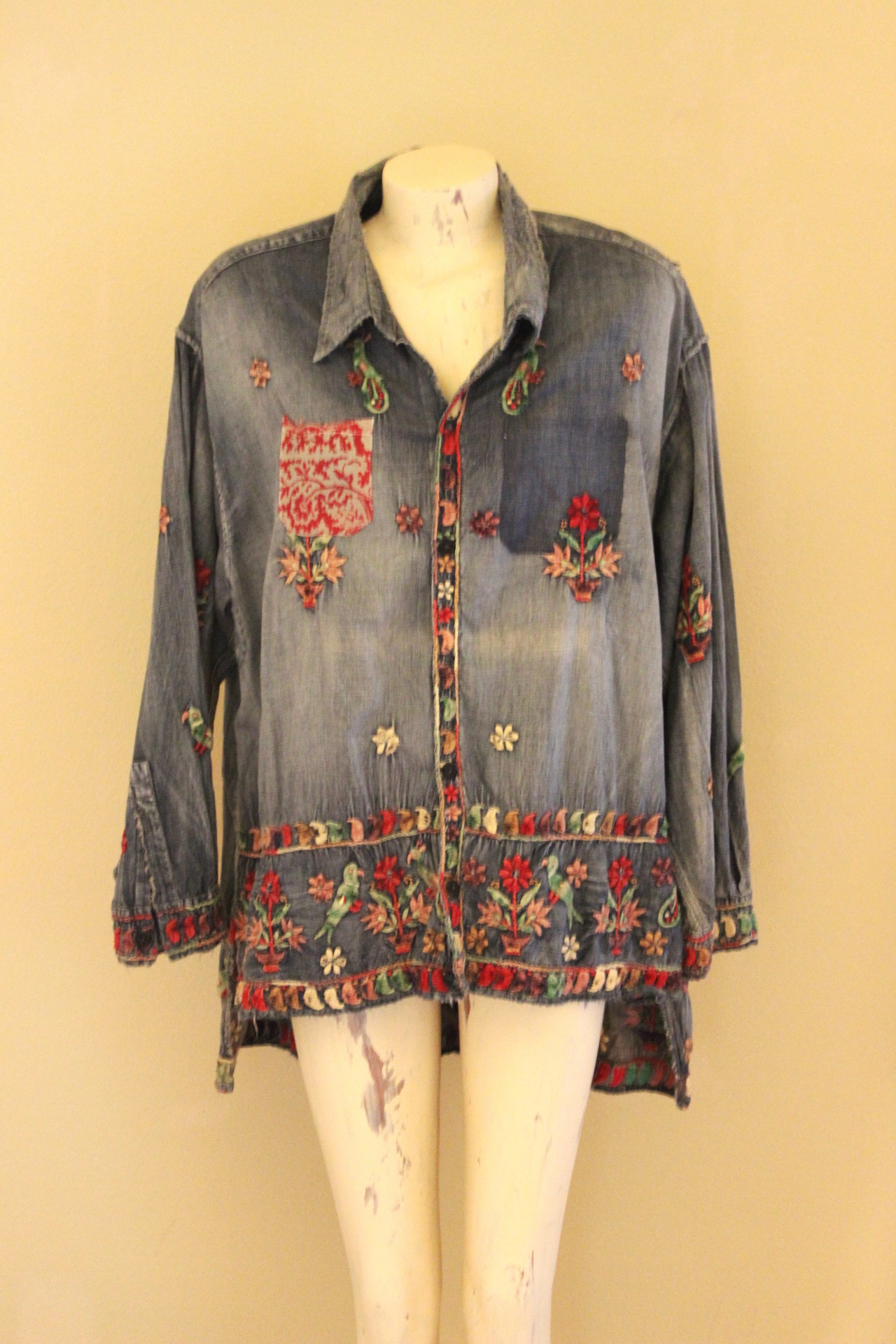 Magnolia Pearl Embroidered Sanforized Denim Shirt - long retired and rare!