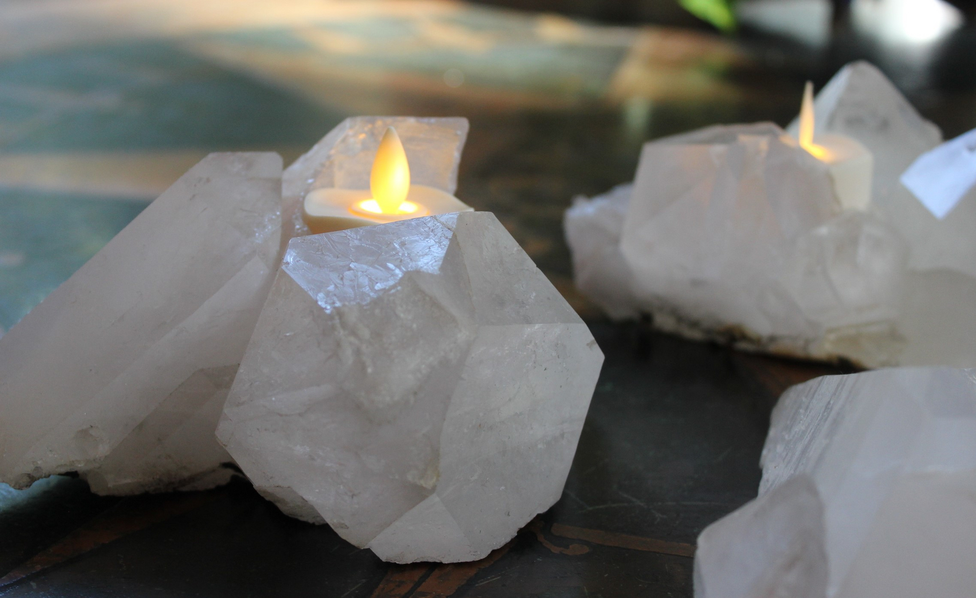 Premium Brazilian Quartz Point Candle Holders with 4 Luminara Tea Light Flameless Candles