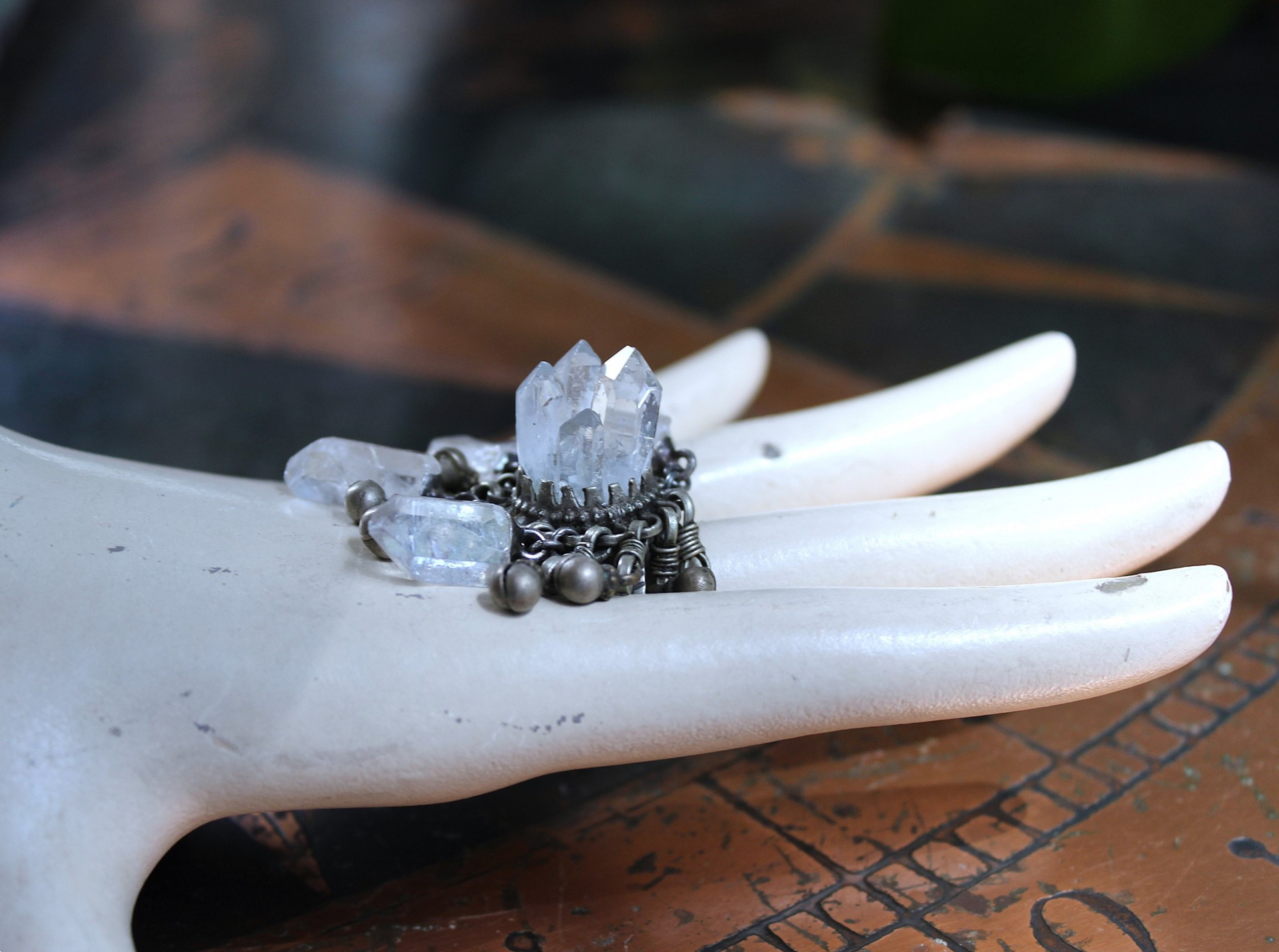 NEW! Unique Antique Kuchi Gypsy Ring with Clear Rock Quartz Points - size 9