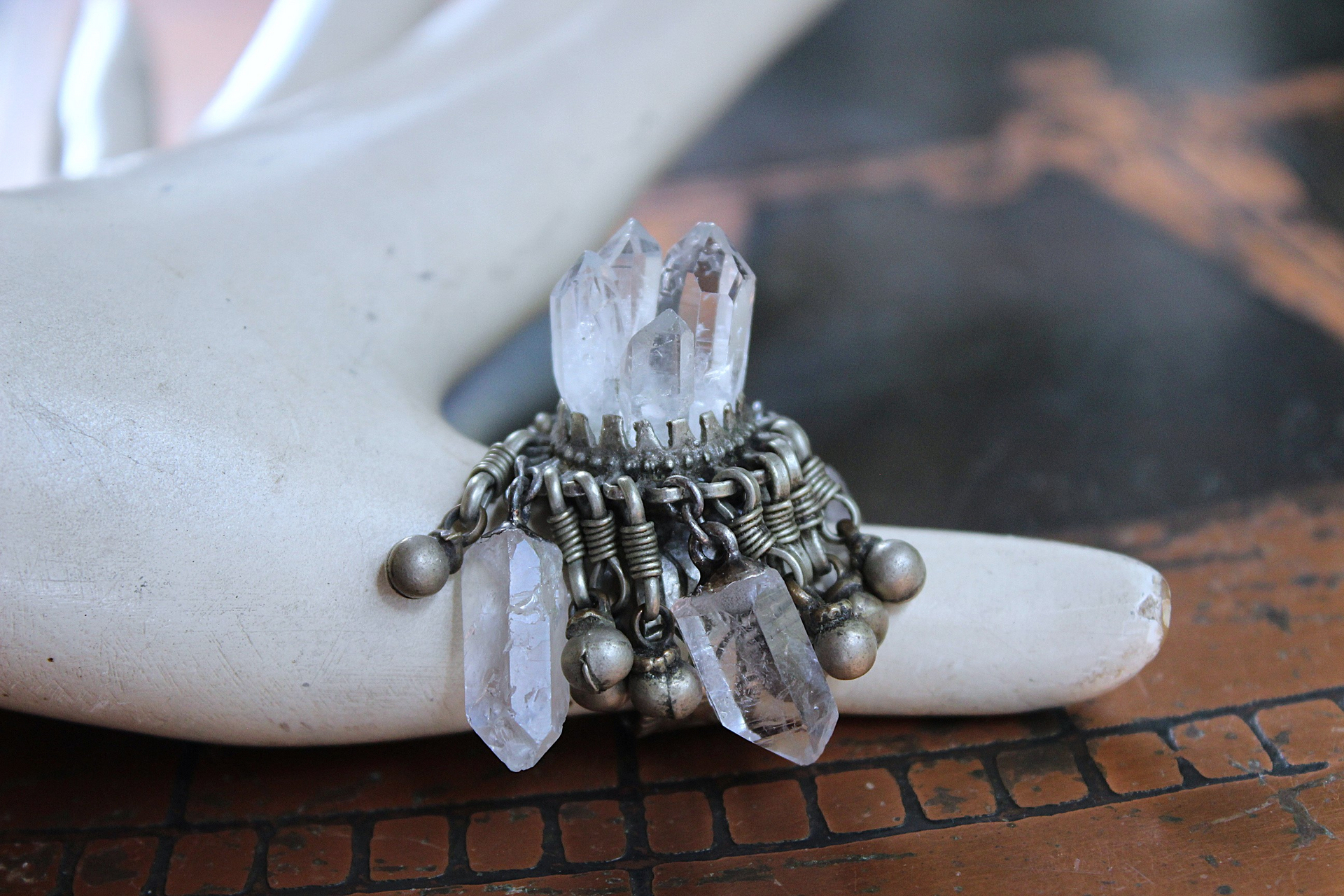 NEW! Unique Antique Kuchi Gypsy Ring with Clear Rock Quartz Points - size 9