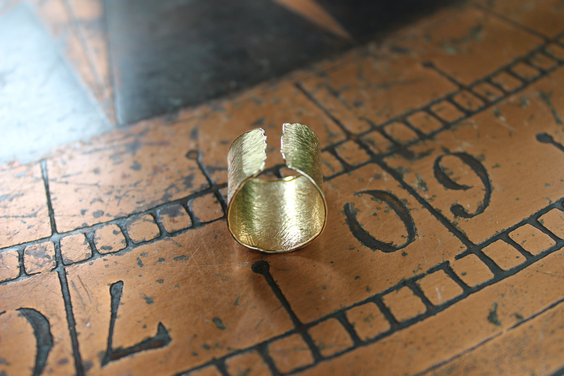 Sold to J Italian 14K Gold Wide Band Ring - size 7 - slightly adjustable