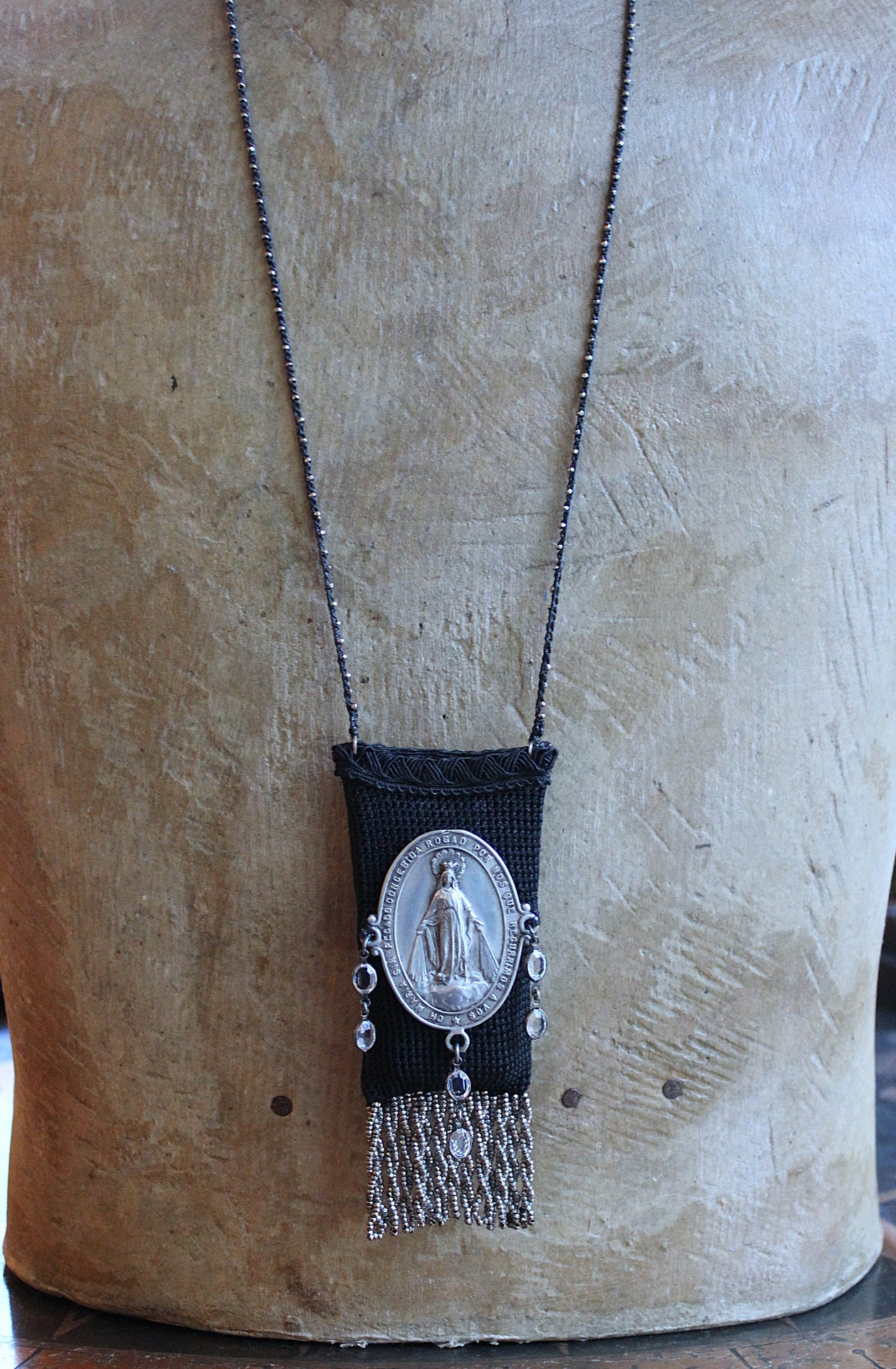 NEW! Antique Faceted Cut Steel Bead Blessing Bag Necklace with RARE Antique 1901 Bryce & Son Miniature Old & New Testament Bible w/Magnifying Case