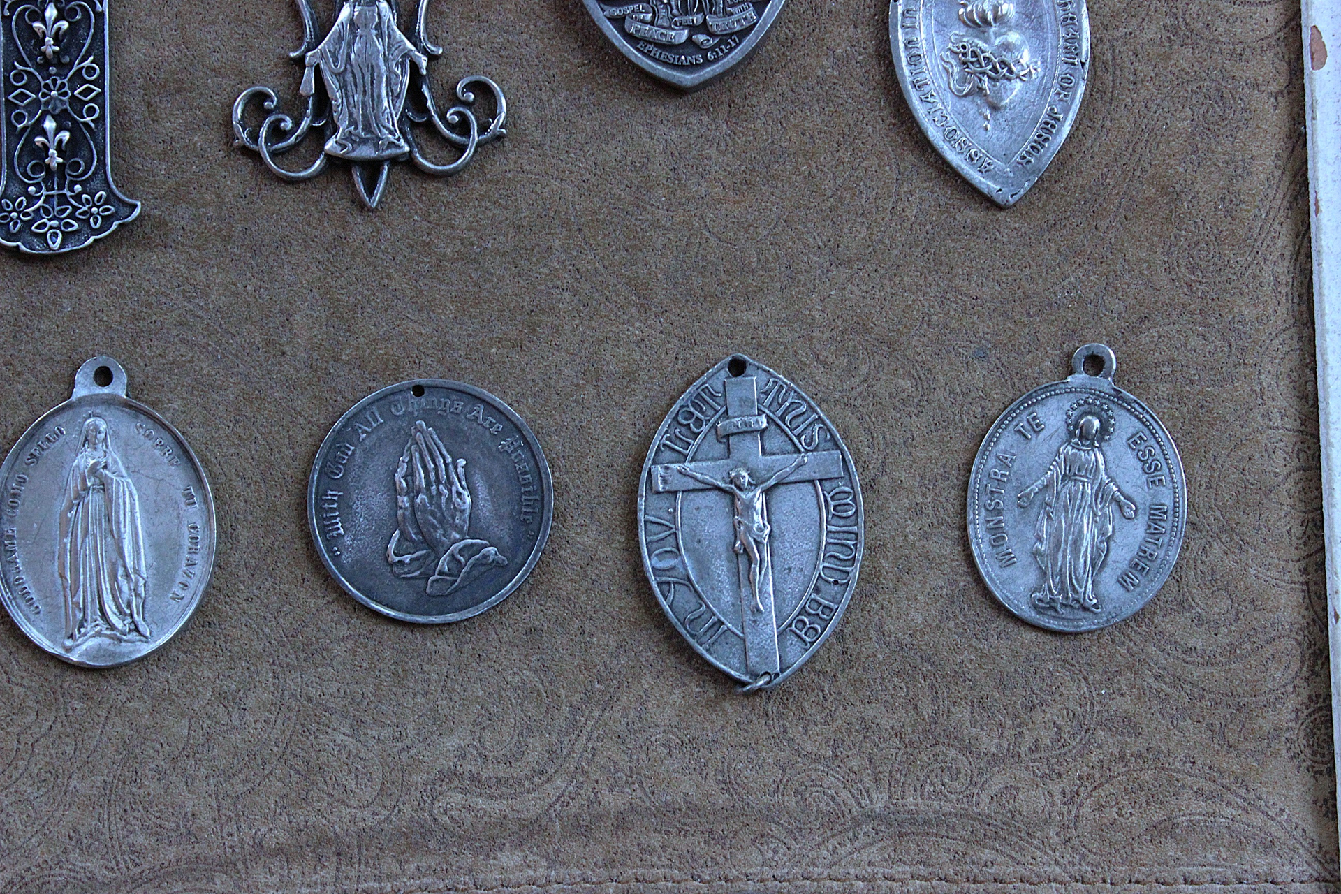 Set of 10 Vintage Cast Medals & Crosses - for your own Creations!