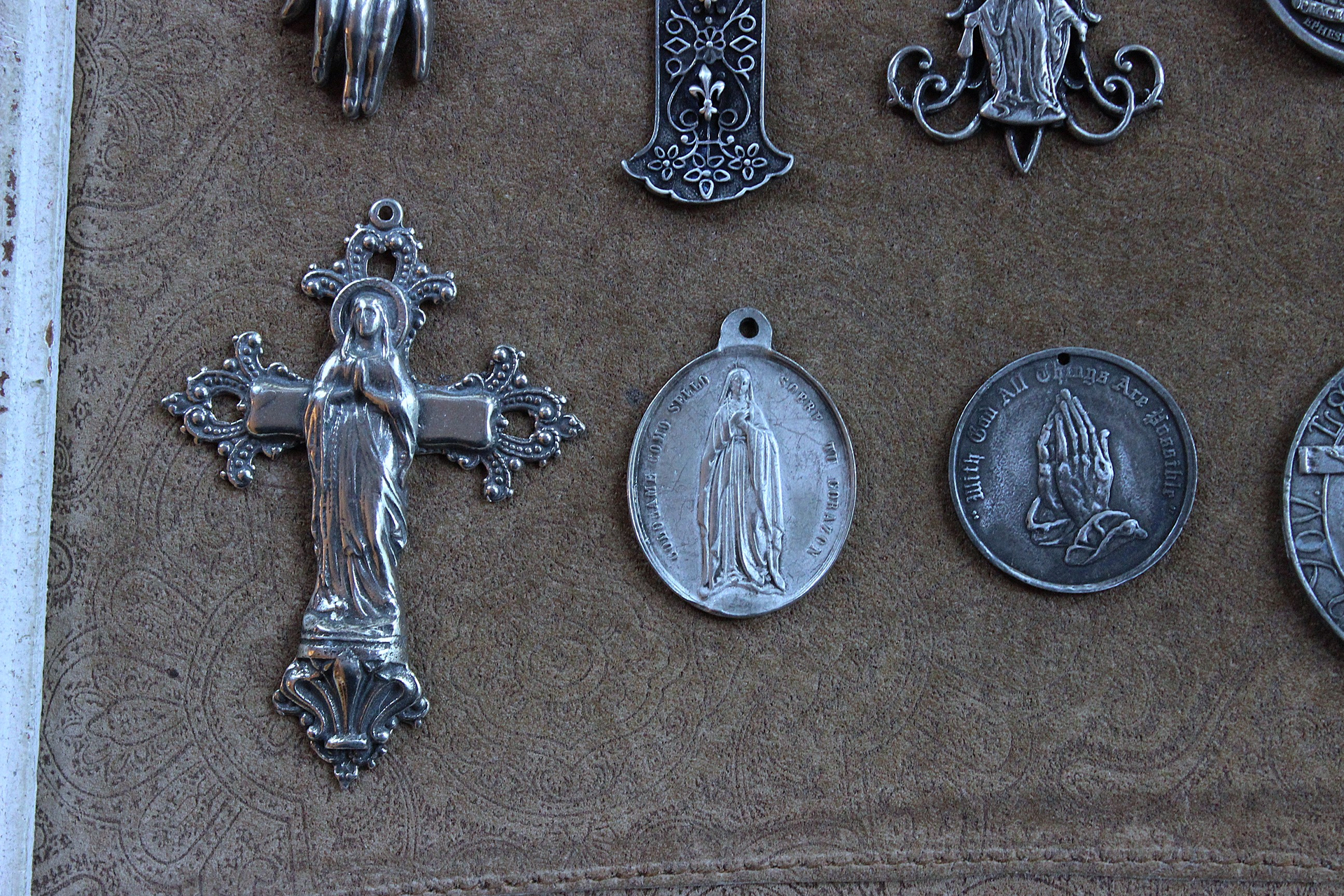 Set of 10 Vintage Cast Medals & Crosses - for your own Creations!