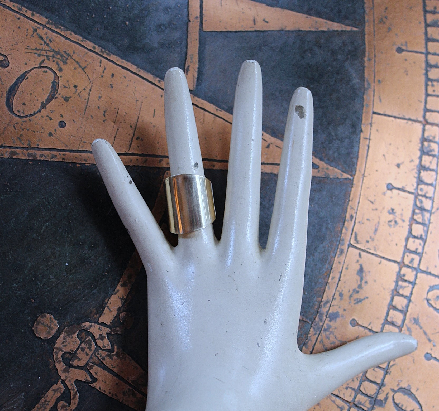 NEW! Wide Solid 14K Gold Band Ring - size 7 1/2