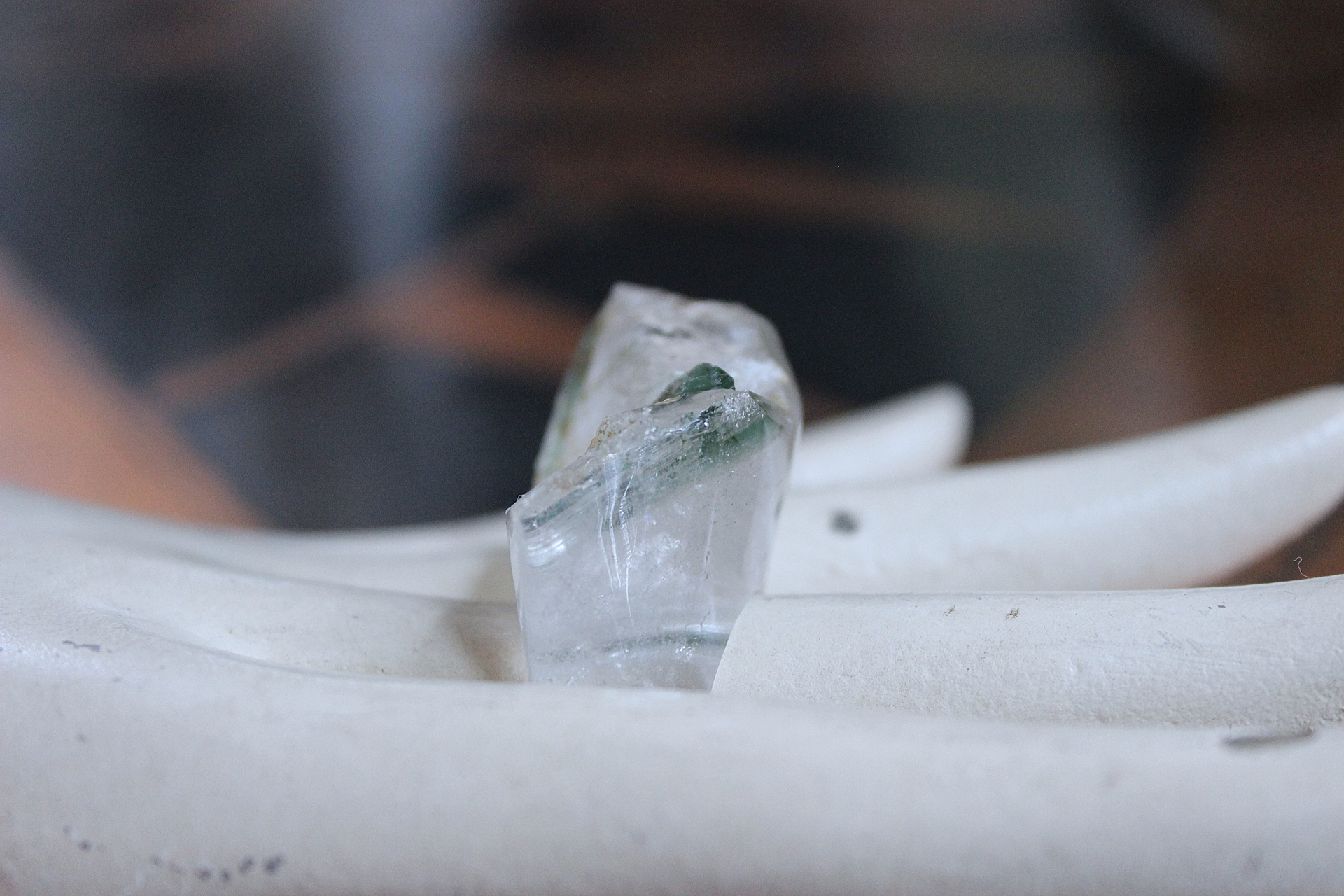 NEW! Rare Antique Clear Rock Quartz and Green Barrel Tourmaline Ring - size 8