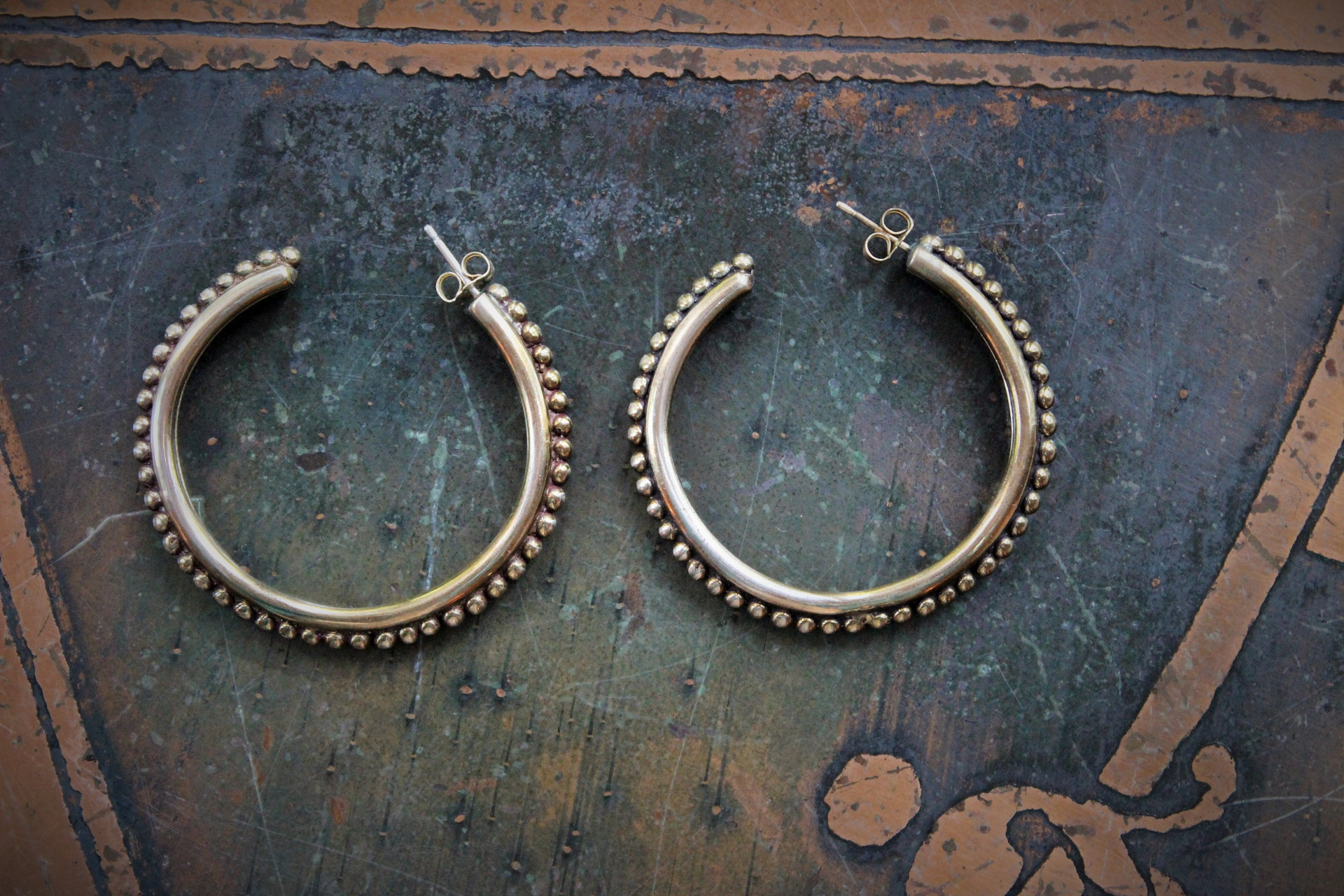 Rare Stephen Dweck Bronze Hoop Earrings with Beadpoint Detail 
