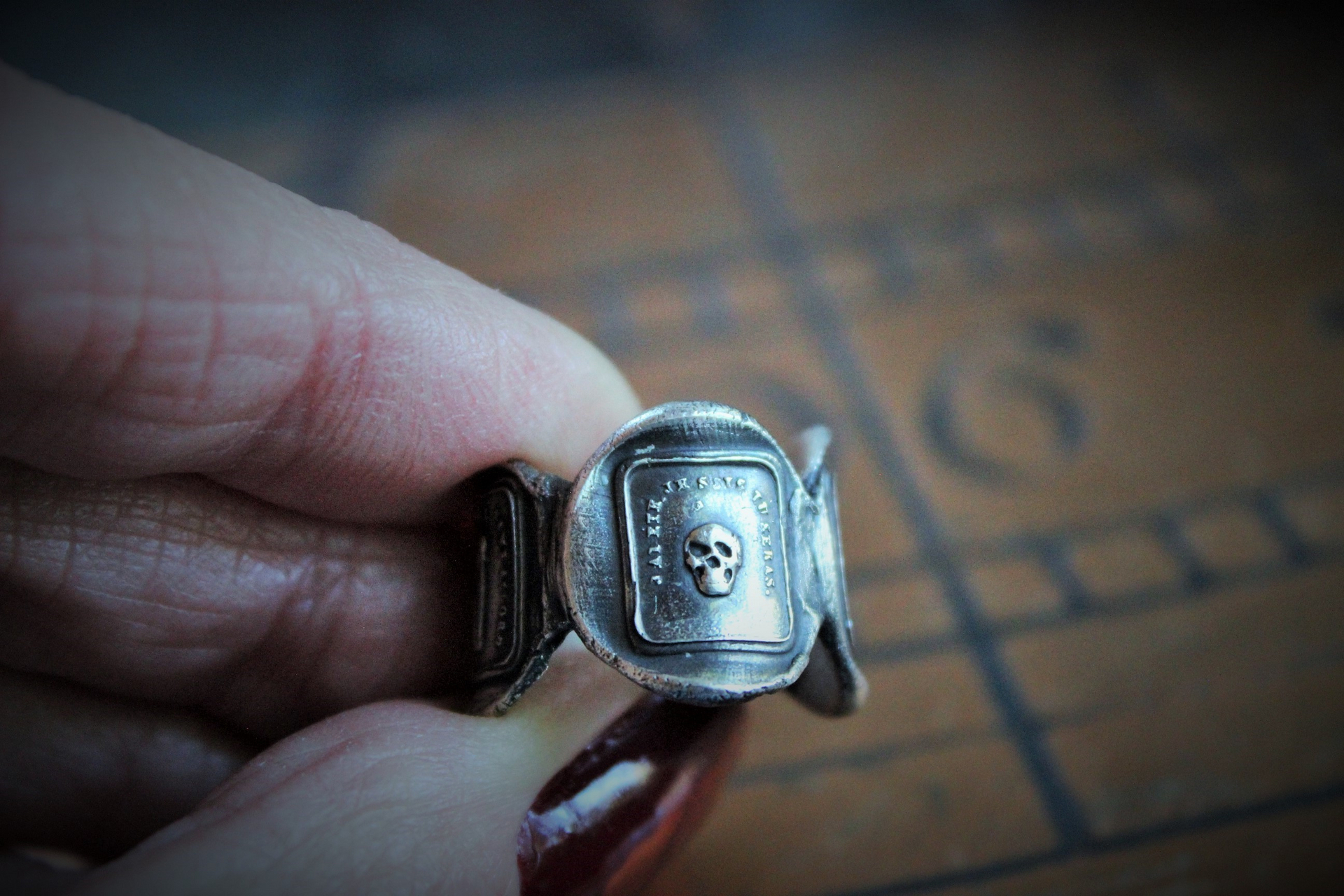 NEW! Unusual Sterling Wax Seal Memento Mori Ring - size 6