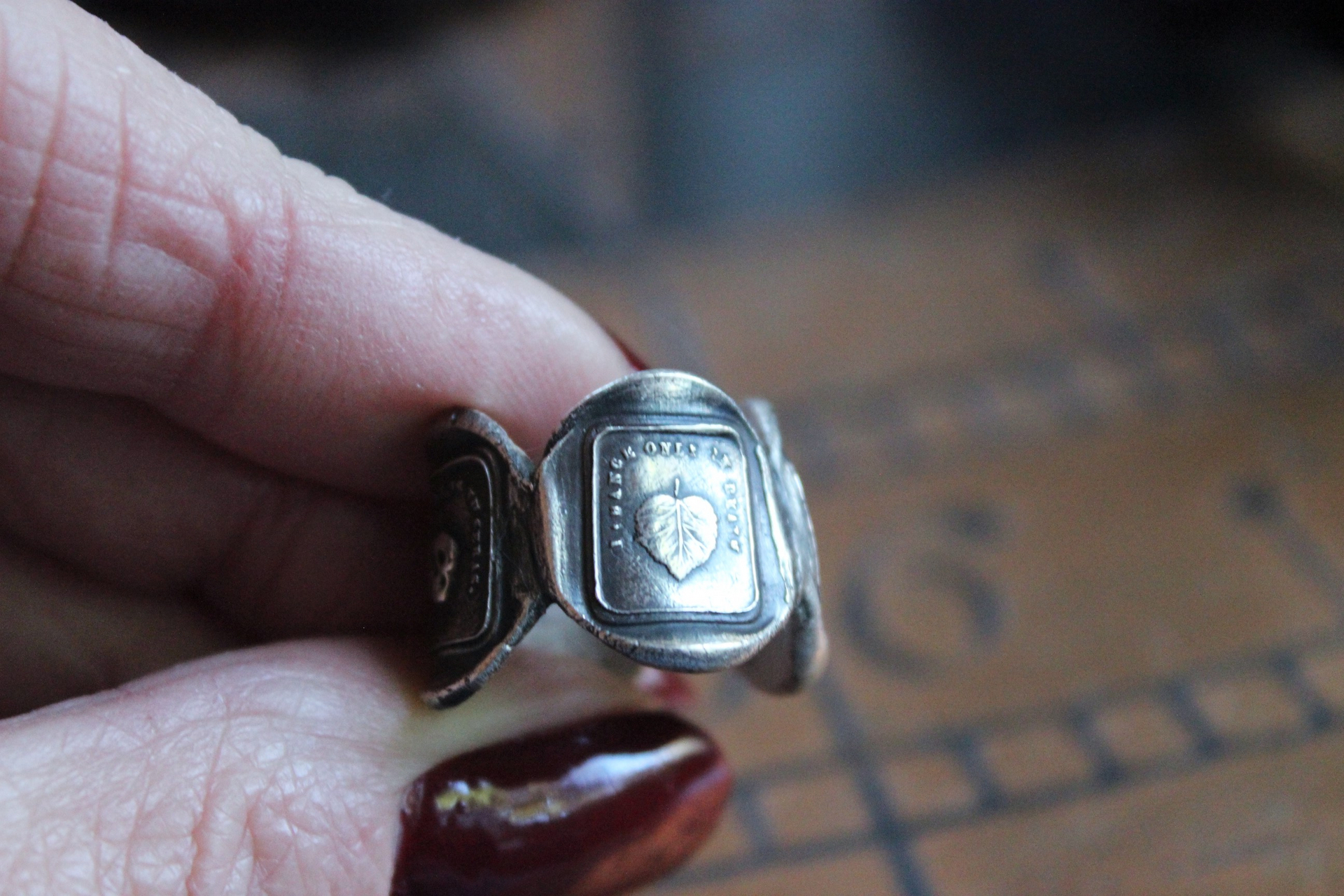 NEW! Unusual Sterling Wax Seal Memento Mori Ring - size 6