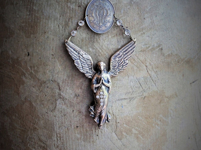 If I Listen Necklace w/Cast Bronze Winged Angel & Scrolled initials AM Medal,Antique Bezel Set Crystal Connectors,Vintage Link Chain